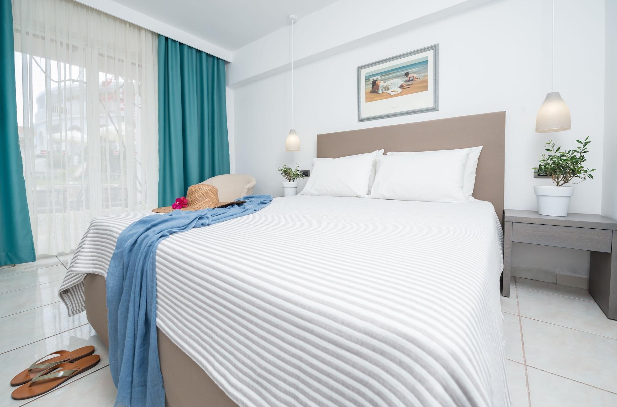 Bitzaro Palace Hotel Kalamaki  Bagian luar foto