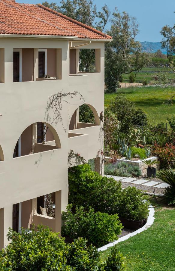 Bitzaro Palace Hotel Kalamaki  Bagian luar foto