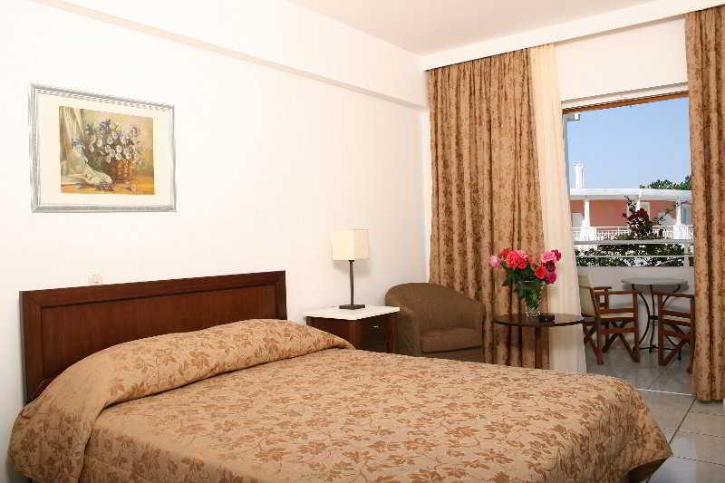 Bitzaro Palace Hotel Kalamaki  Bagian luar foto